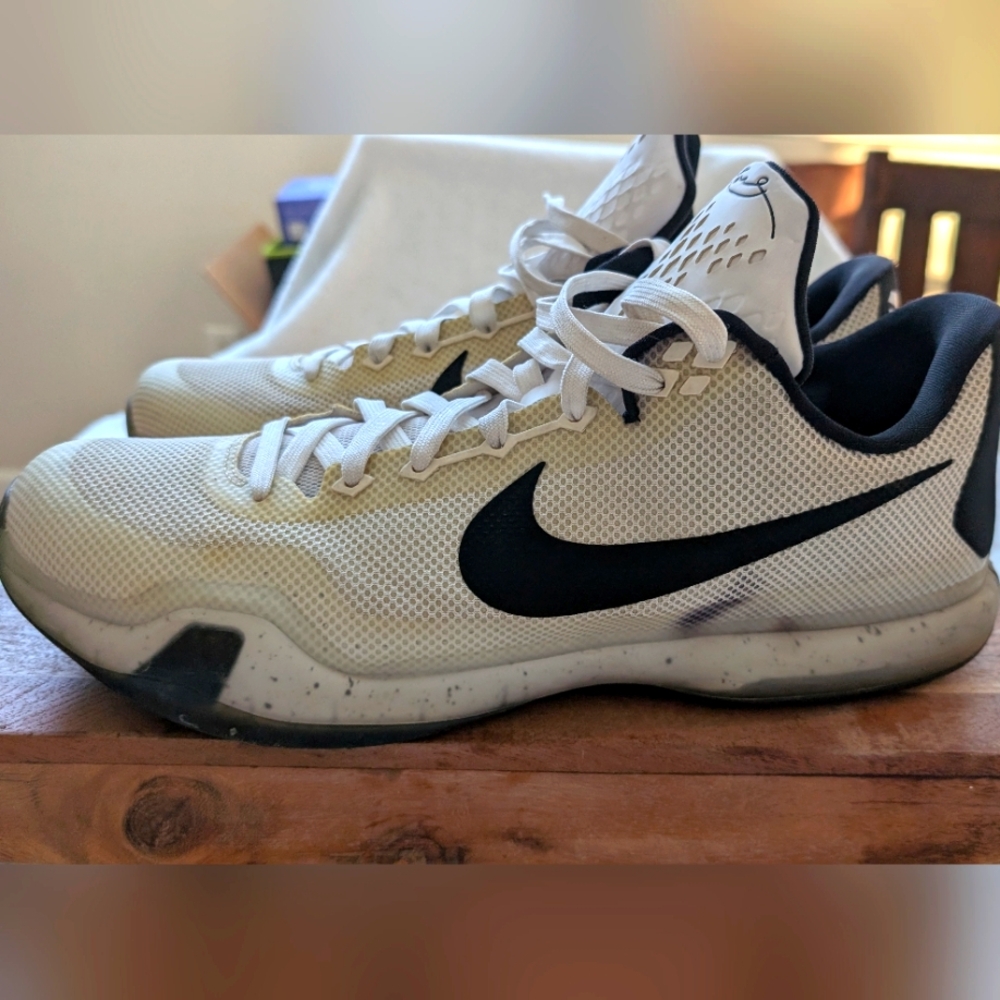 Nike Kobe 10 Fundamentals 2015 Men Sz 15.5